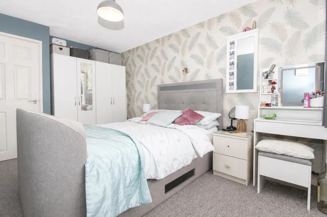 Buckingham Road, Rowley Regis, photo 6