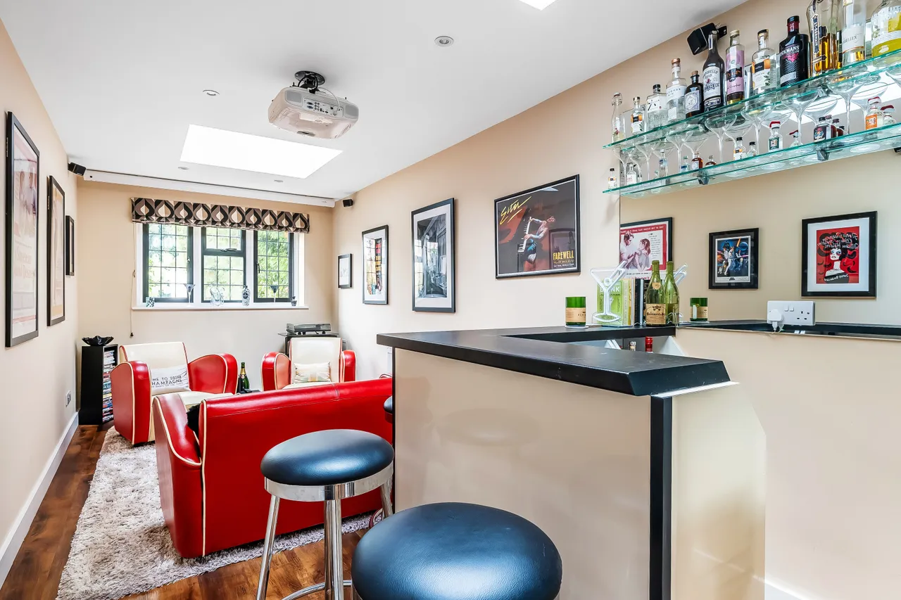 Rockfield Road, Oxted, RH8, photo 10