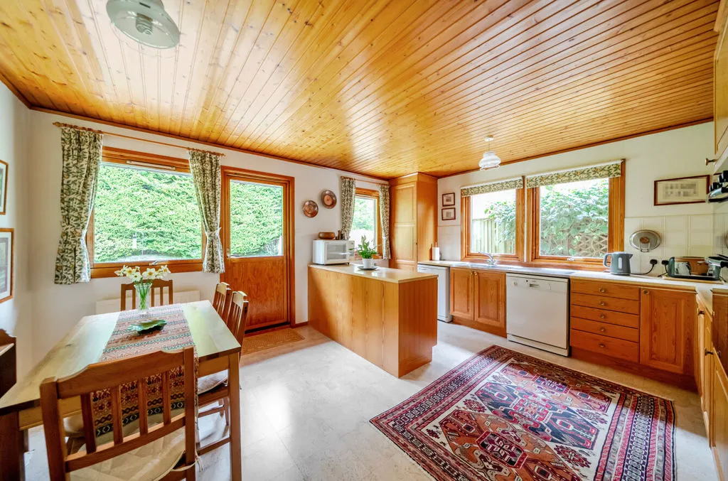 Highland Road, Purley CR8 2HS, photo 5