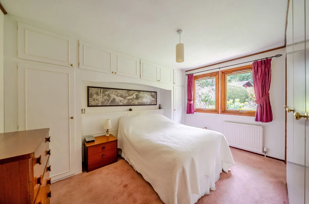 Highland Road, Purley CR8 2HS, photo 9