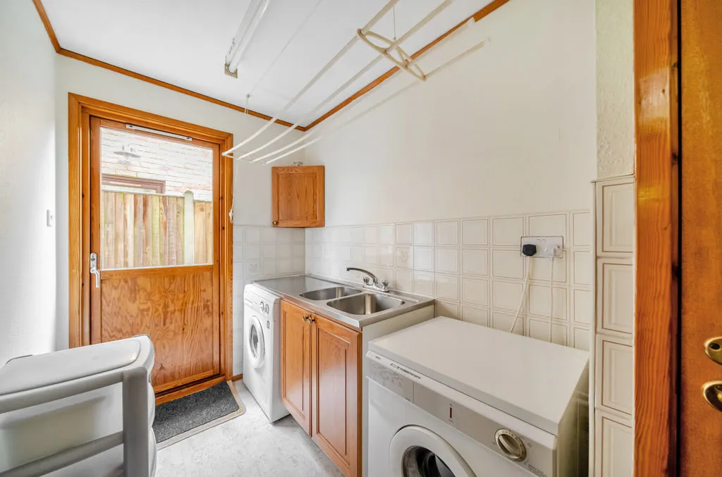 Highland Road, Purley CR8 2HS, photo 8