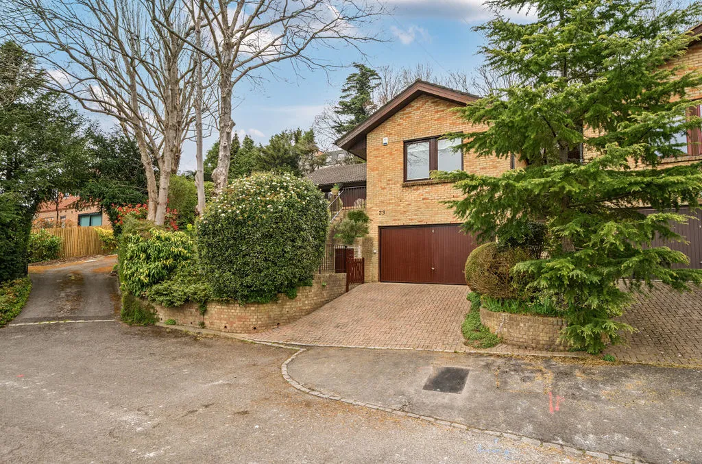 Highland Road, Purley CR8 2HS, photo 21