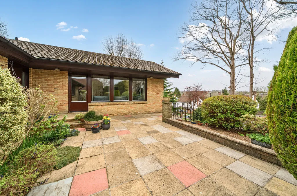 Highland Road, Purley CR8 2HS, photo 19