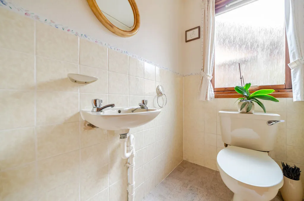 Highland Road, Purley CR8 2HS, photo 15