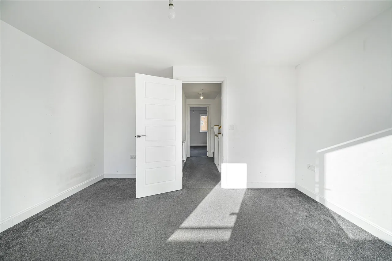 Burroughs Drive, Dartford, DA1, photo 9