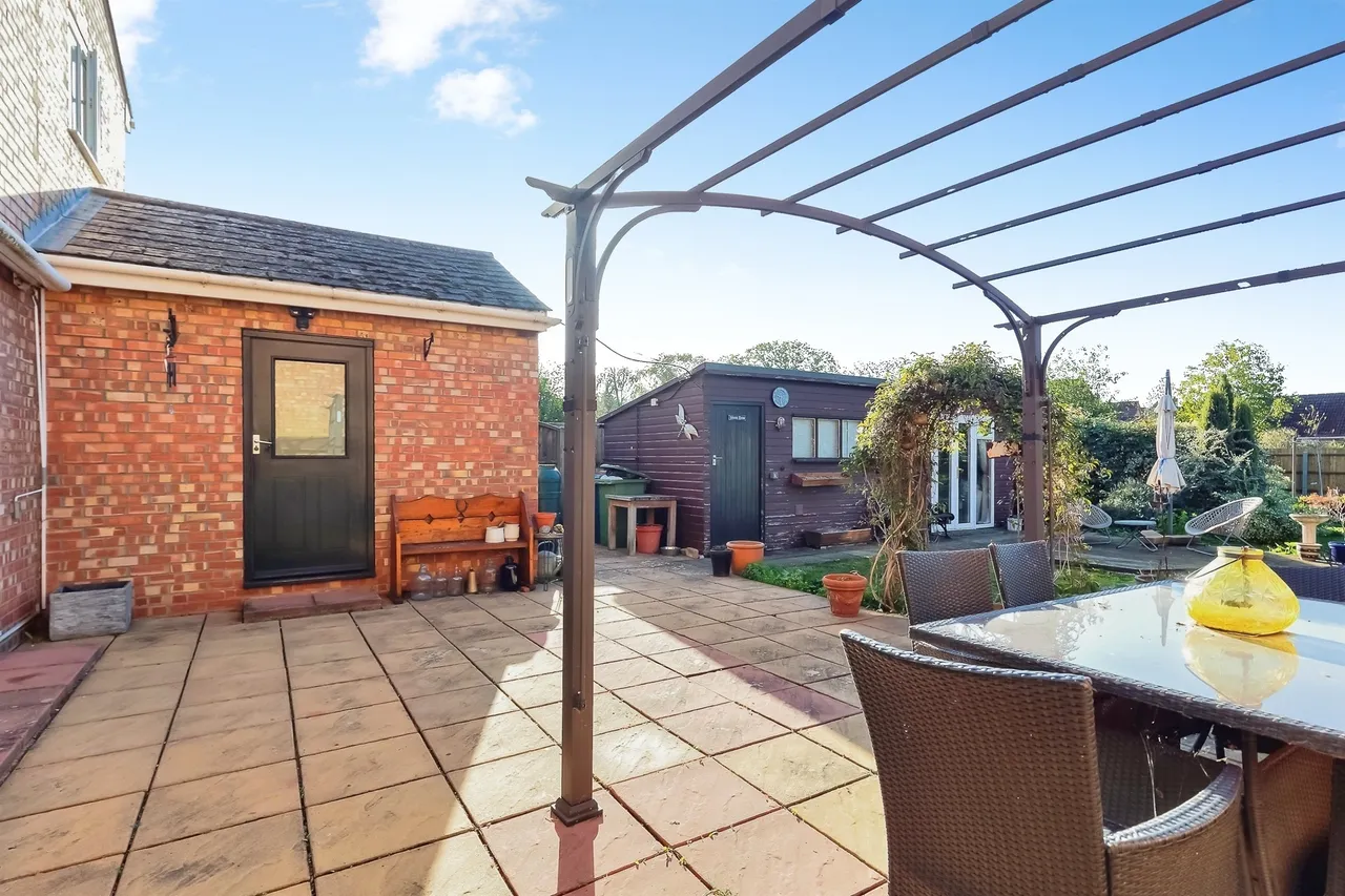 Eastrea Road, Peterborough, PE7, photo 17