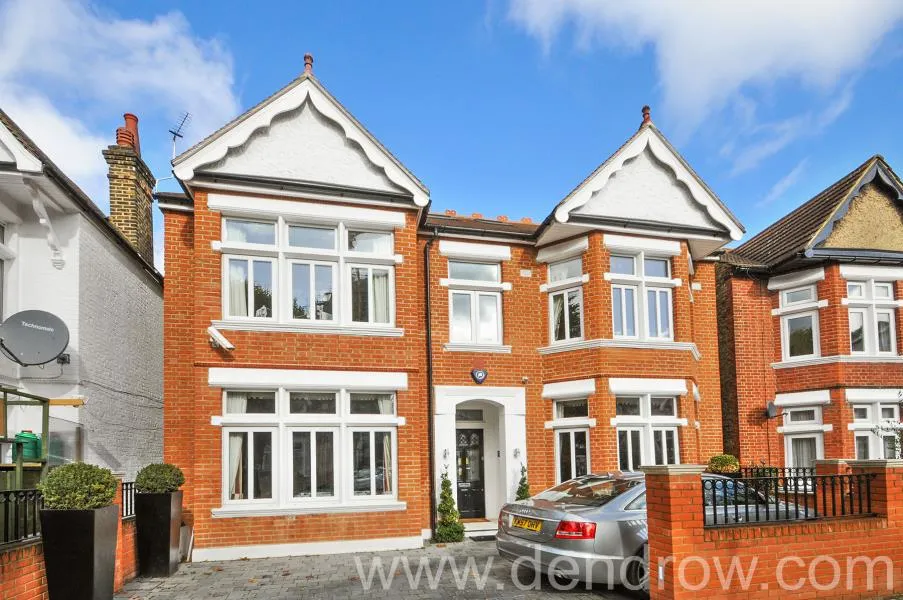 6 bed house for sale — Craven Avenue, London, W5 2SY