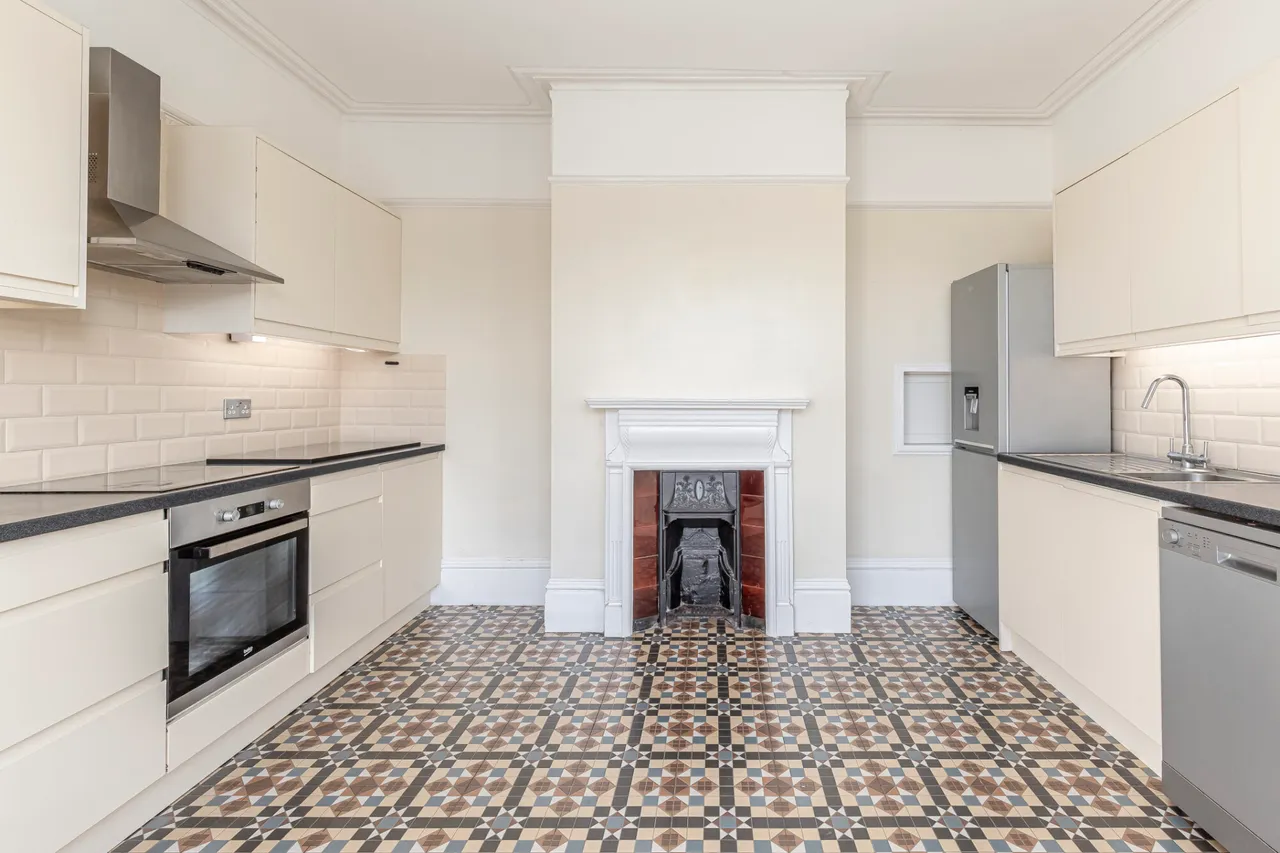 Molyneux Park Road, Tunbridge Wells, Kent, TN4 8DY, photo 4