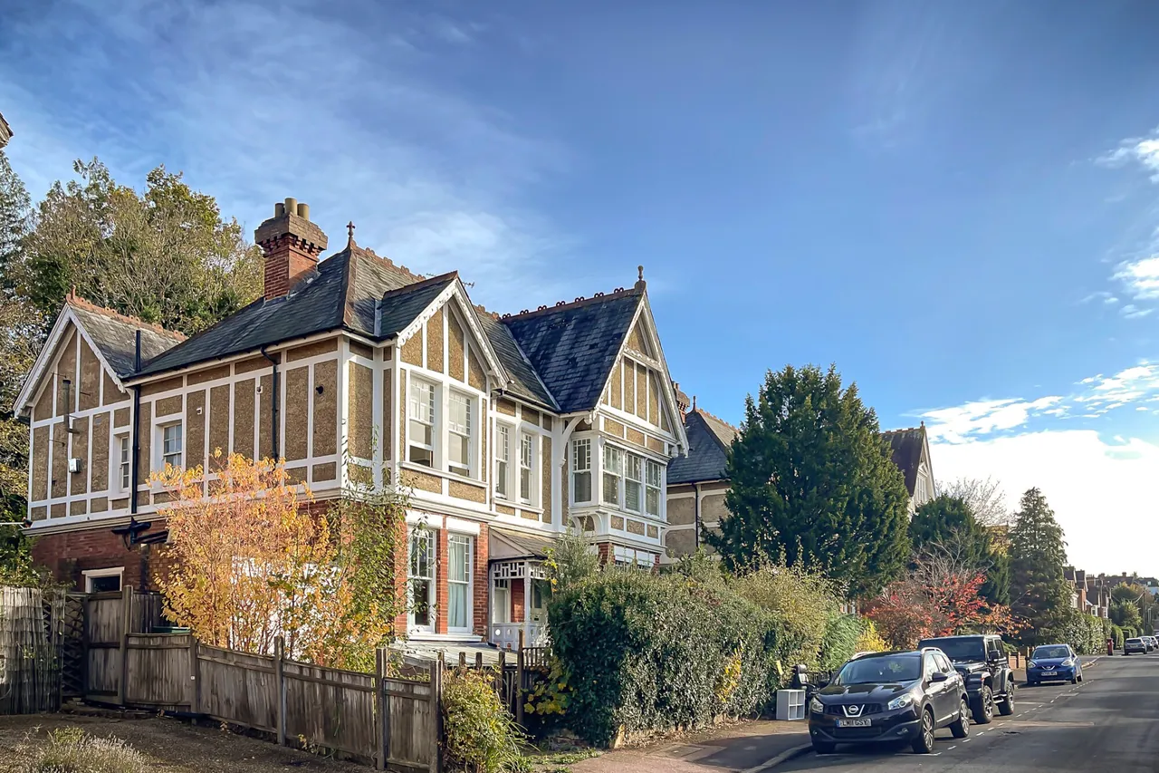 3 bed flat for sale — Molyneux Park Road, Tunbridge Wells, Kent, TN4 8DY