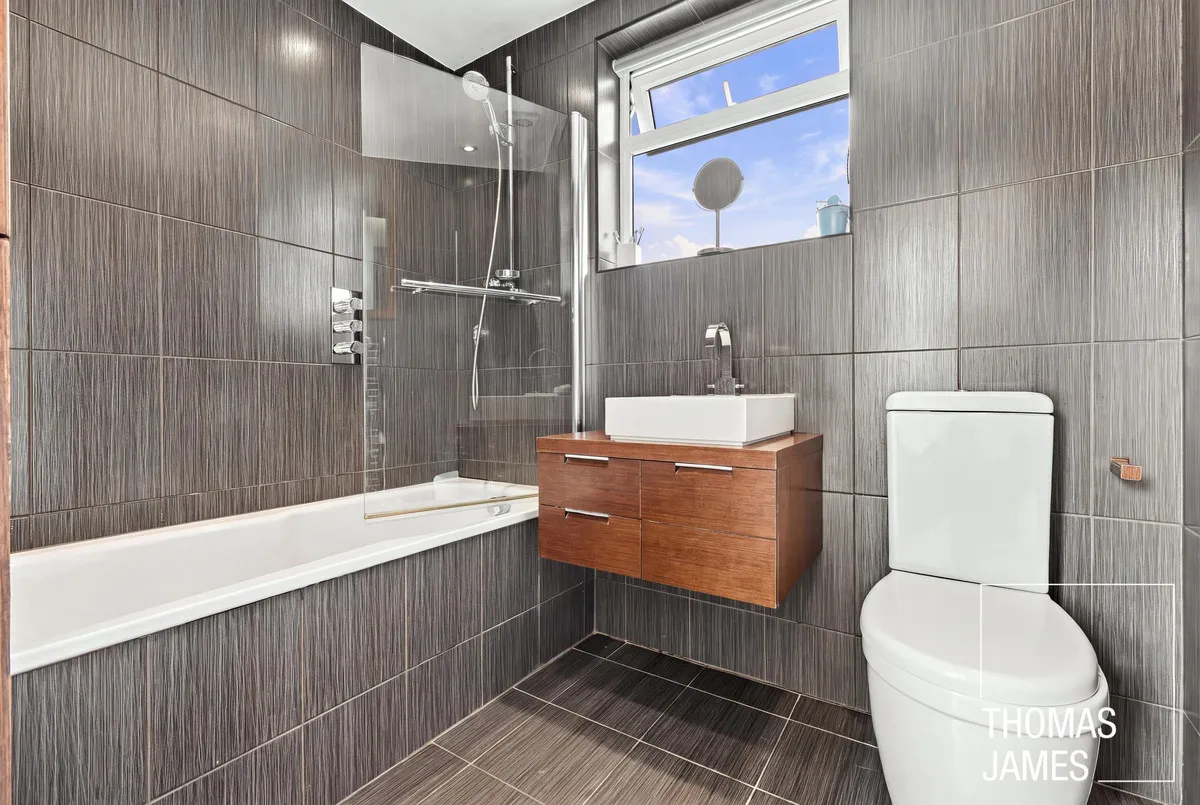 London, N11, photo 20