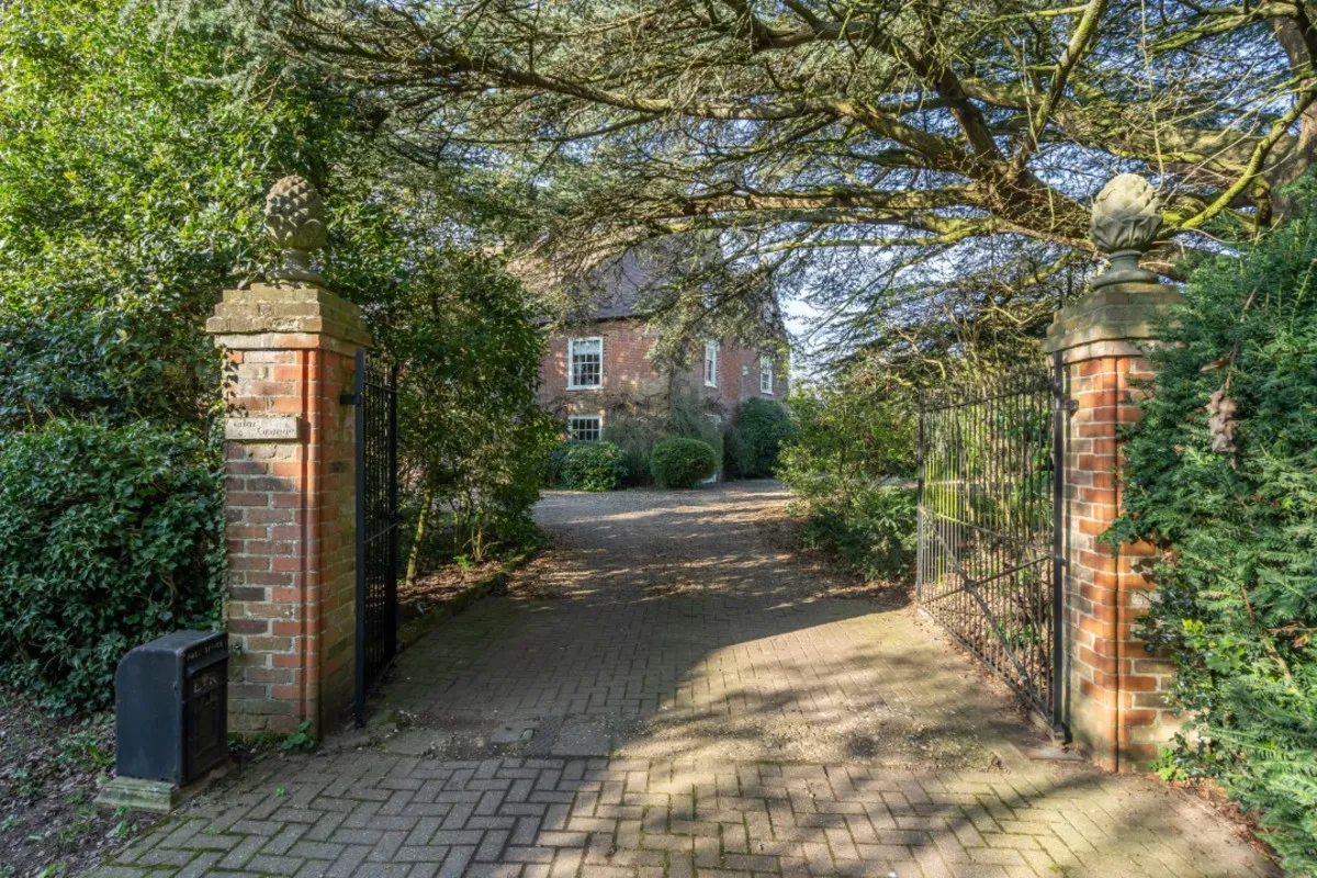 Cedar Road, Norwich, NR9, photo 24