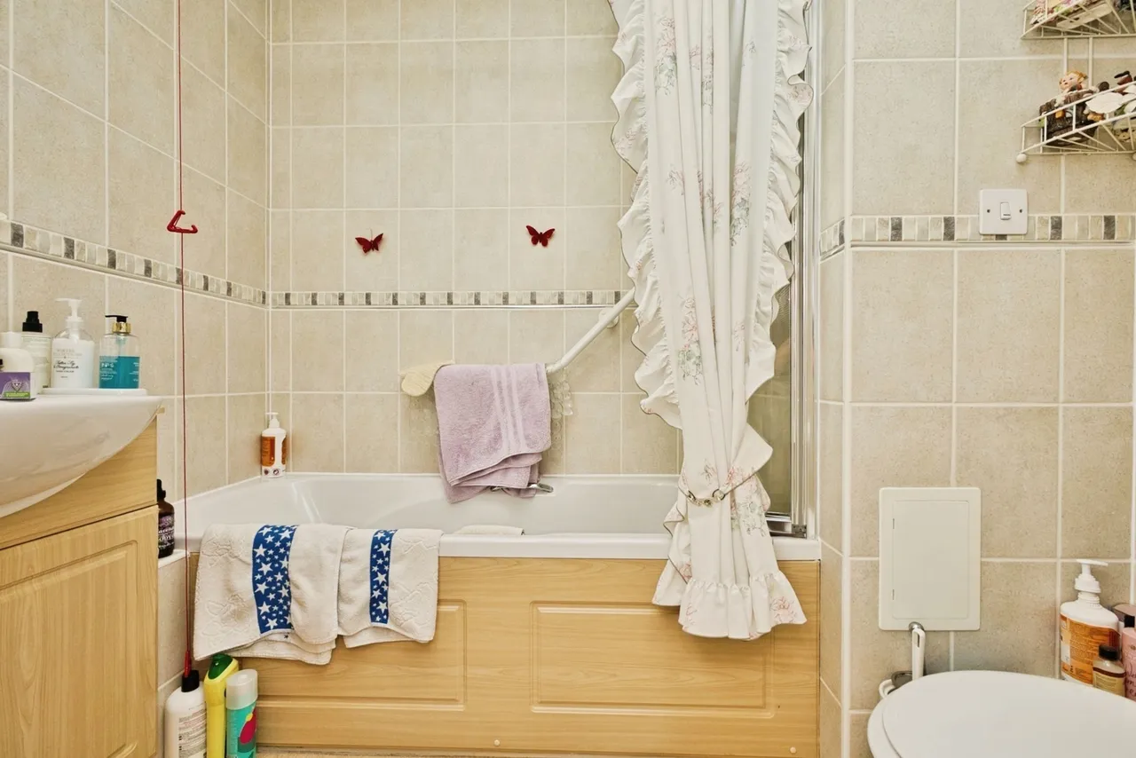 Somerton Road, Street, BA16, photo 8