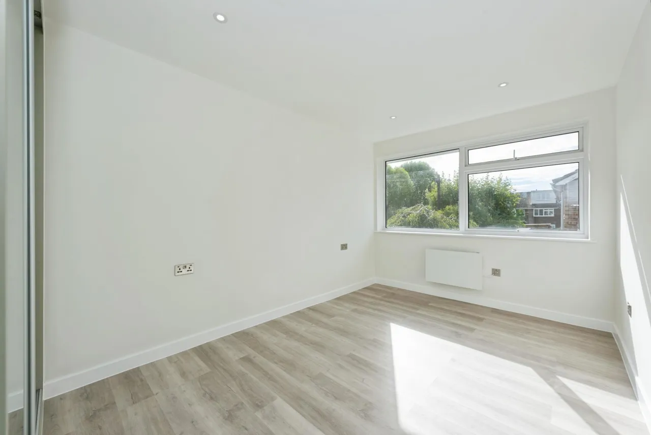 Woodbine Close, Twickenham, TW2, photo 11