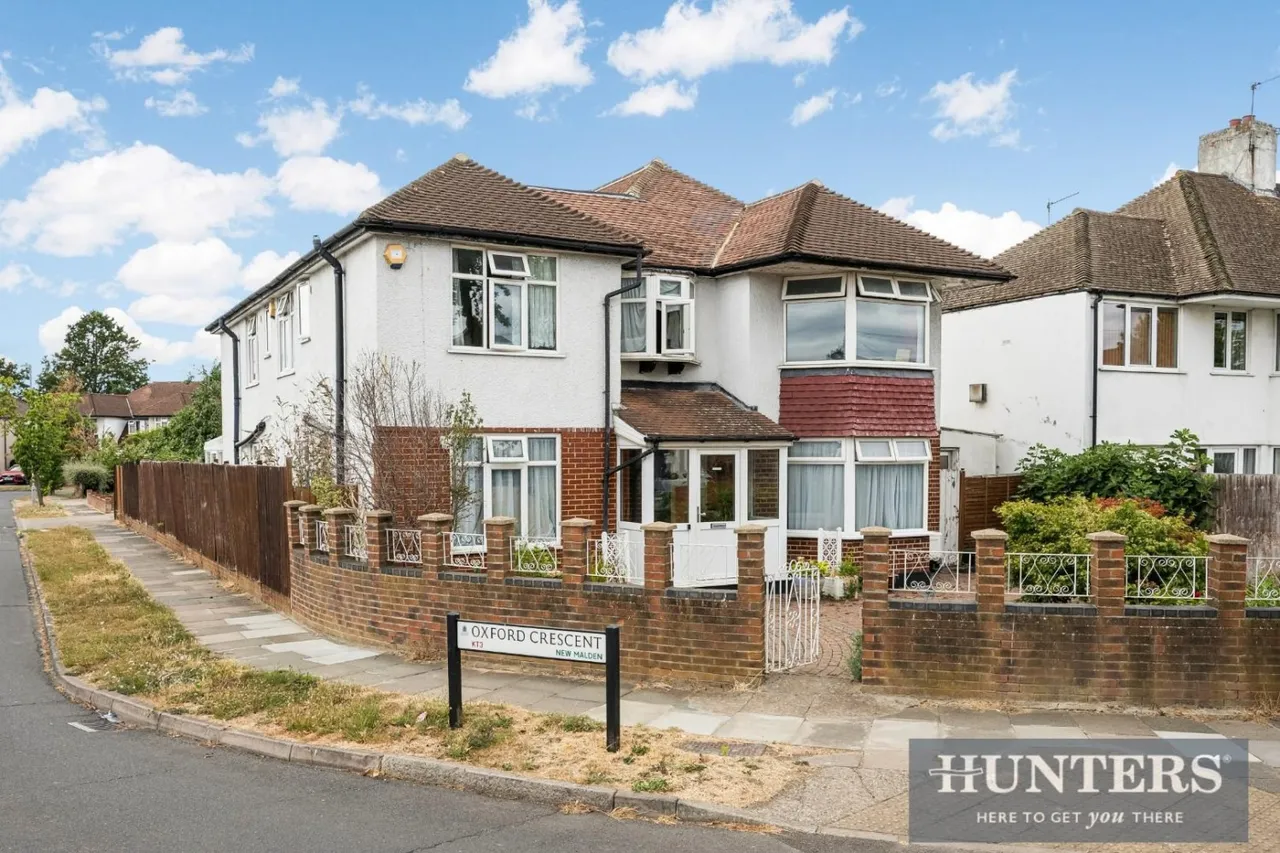 6 bed house for sale — South Lane, New Malden