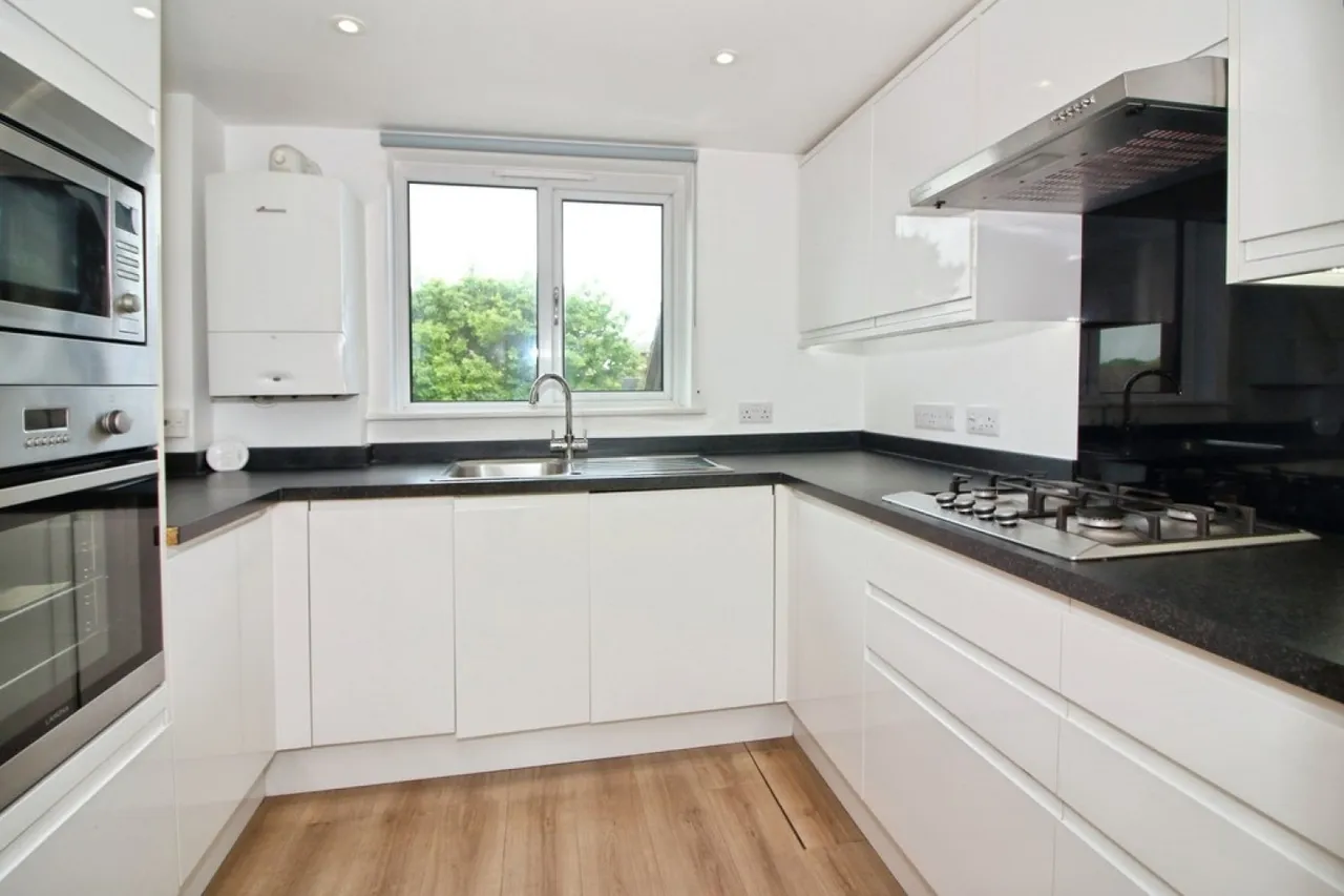 Barton Green, Becton Lane, photo 6