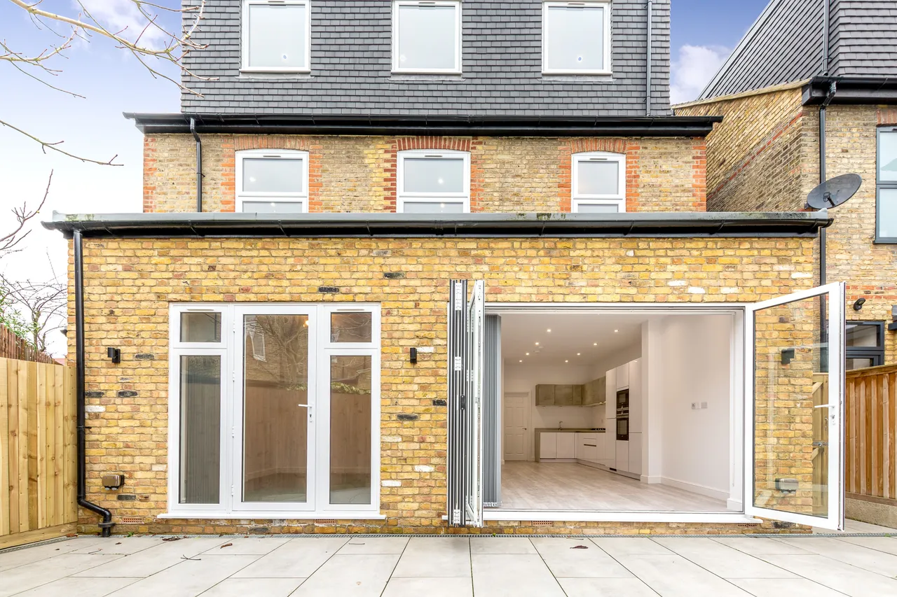 Flat 1, 50 Loveday Road, London, photo 7