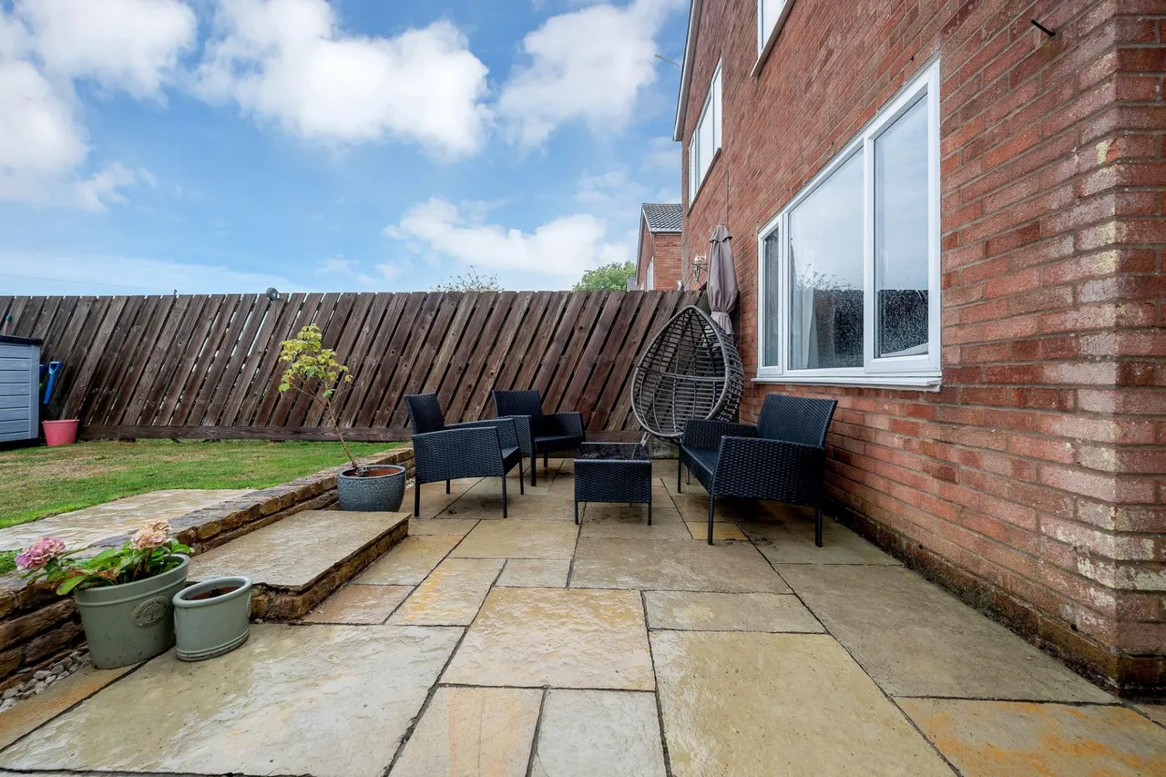 Airedale Road, Stamford, PE9, photo 17