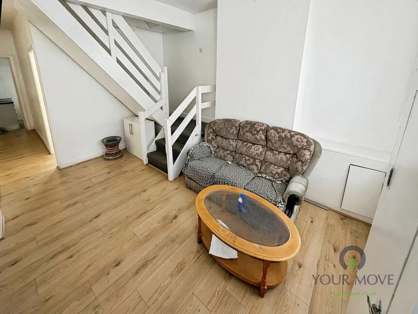 Broadhurst Street, Burslem, Stoke-on-Trent, Staffordshire, ST6, photo 2
