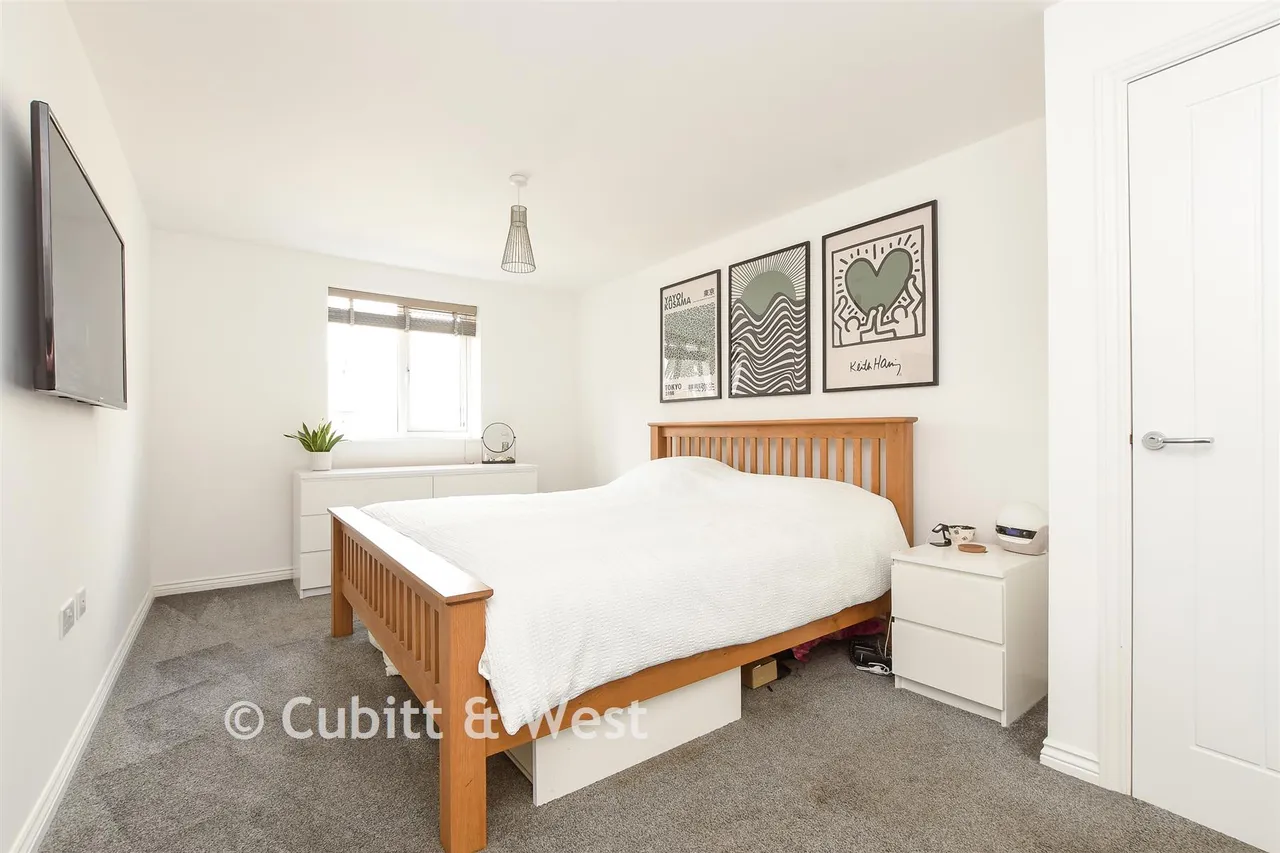 Westvale Road, Horley, RH6, photo 6