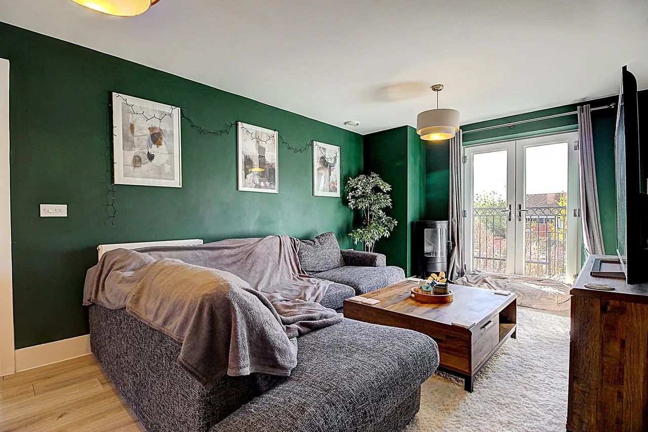 Denarii Drive, Basingstoke, RG24, photo 5