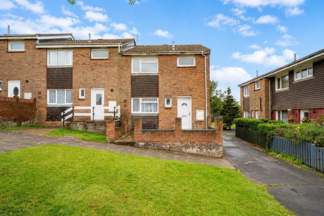 3 bed house for sale, Ditchling Drive, Hastings
