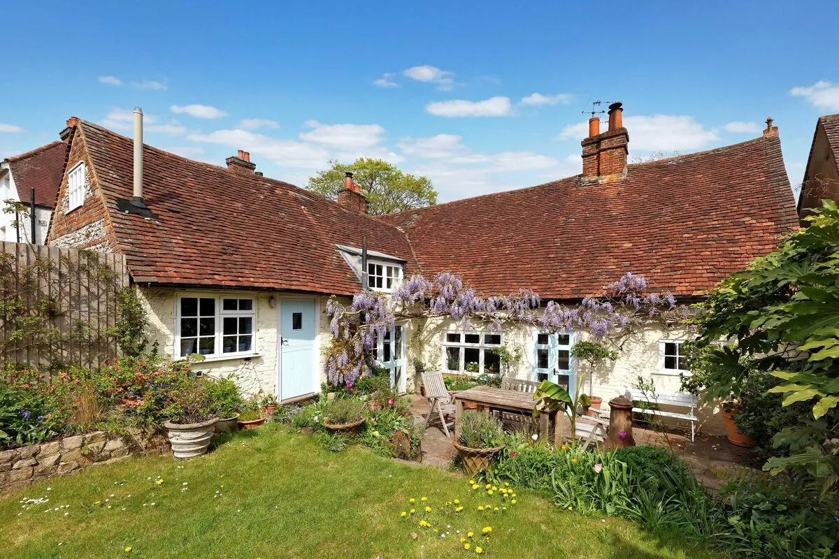 4 bed house for sale, High Street, Great Missenden, HP16