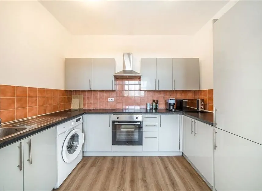 Lewisham Way, New Cross, SE14, photo 2