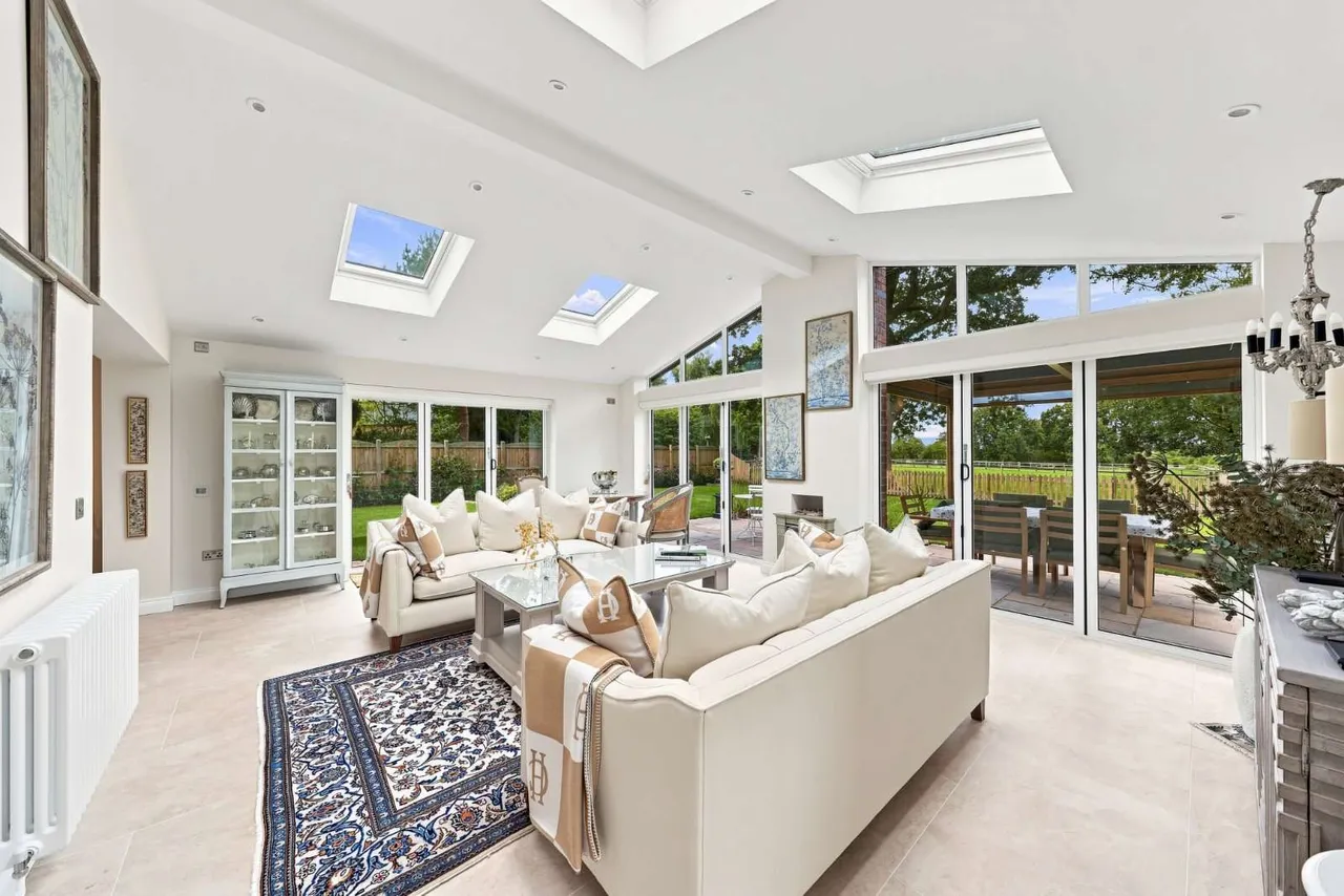 Main Road, Shavington, Cheshire, CW2 5DY, photo 6