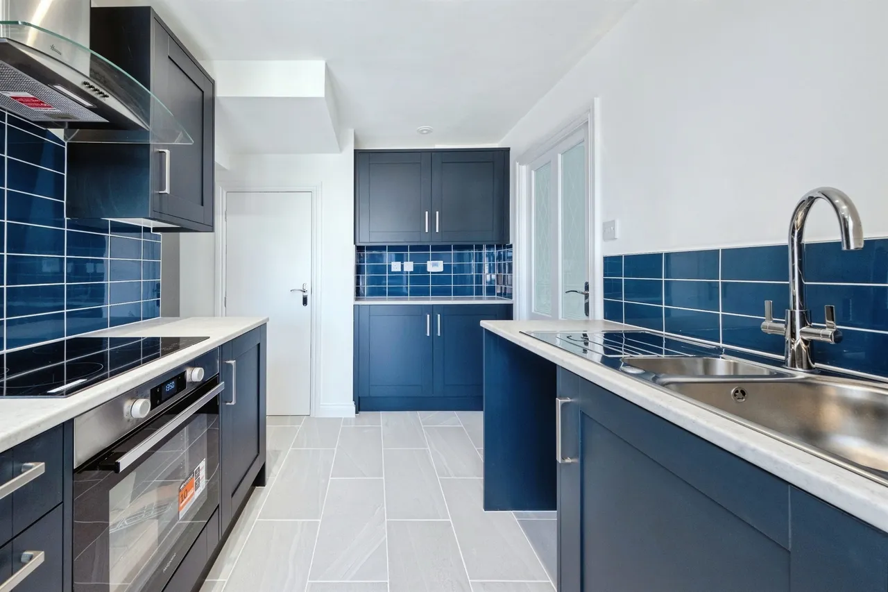 Portfield Close, BUCKINGHAM, photo 2