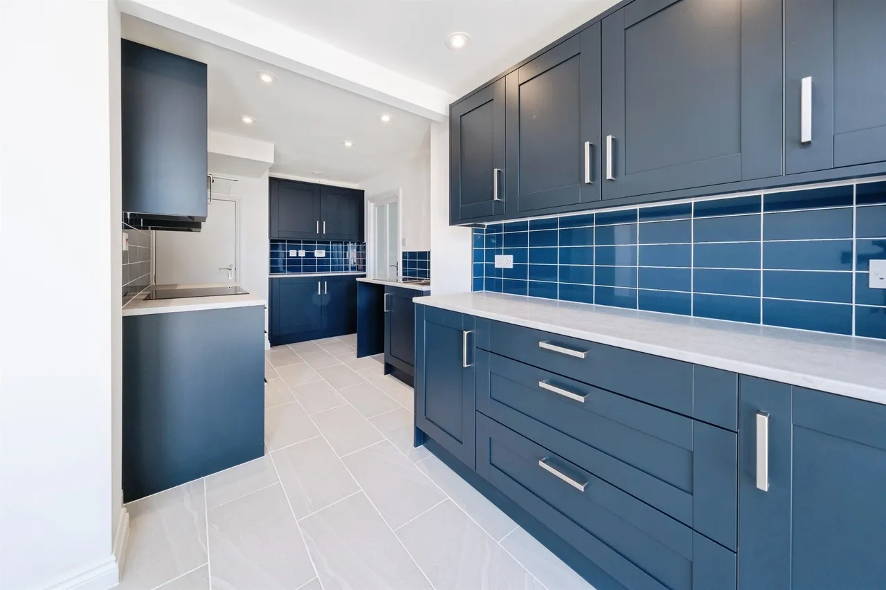 Portfield Close, BUCKINGHAM, photo 6