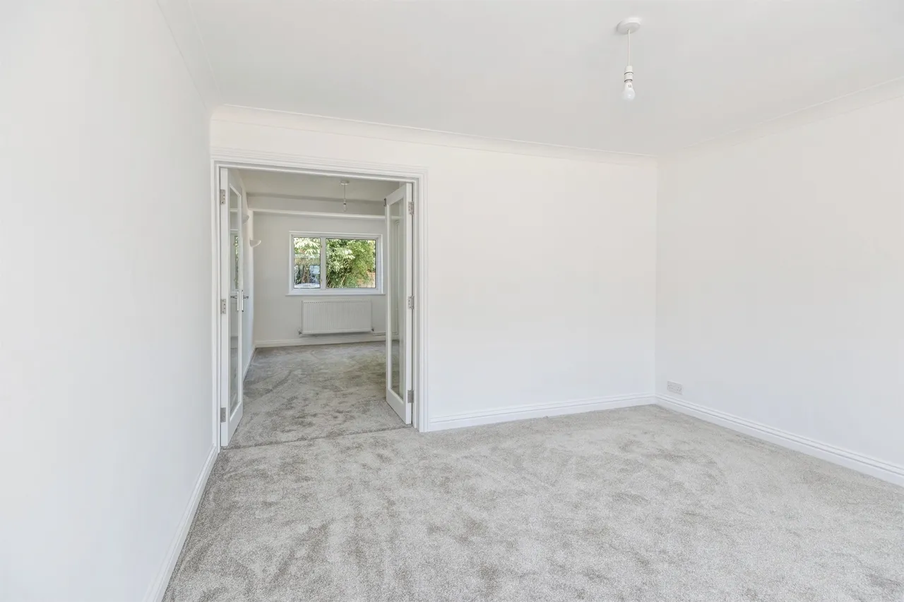 Portfield Close, BUCKINGHAM, photo 9