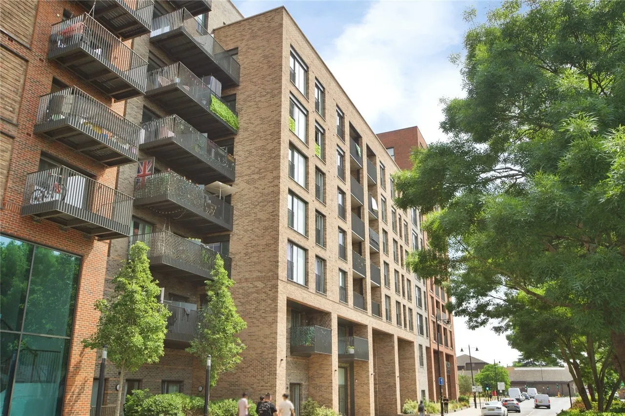 Ron Leighton Way, London, E6, photo 14