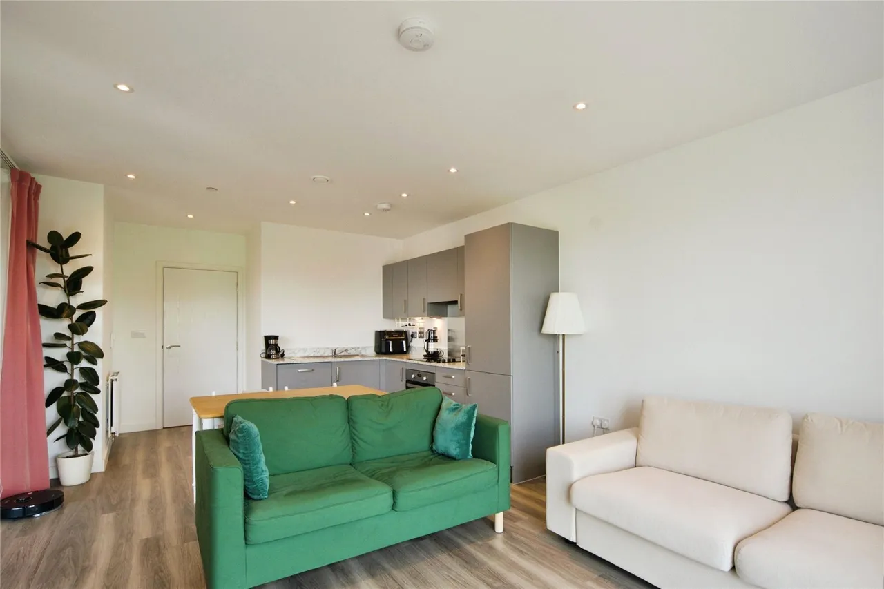 Ron Leighton Way, London, E6, photo 7