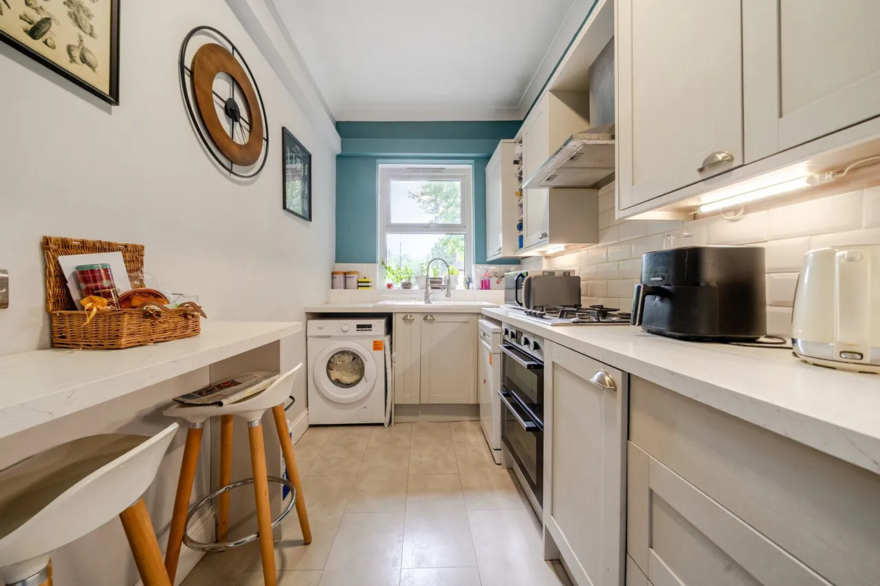 Baring Road, SE12, photo 9