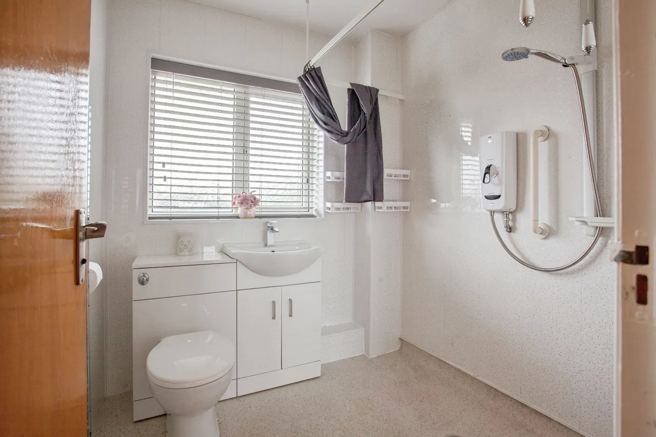 Bramley Grange Crescent, Bramley, Rotherham, South Yorkshire, S66, photo 17
