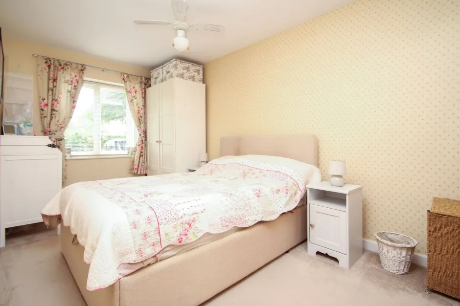 Park Lodge Avenue, UB7, photo 9