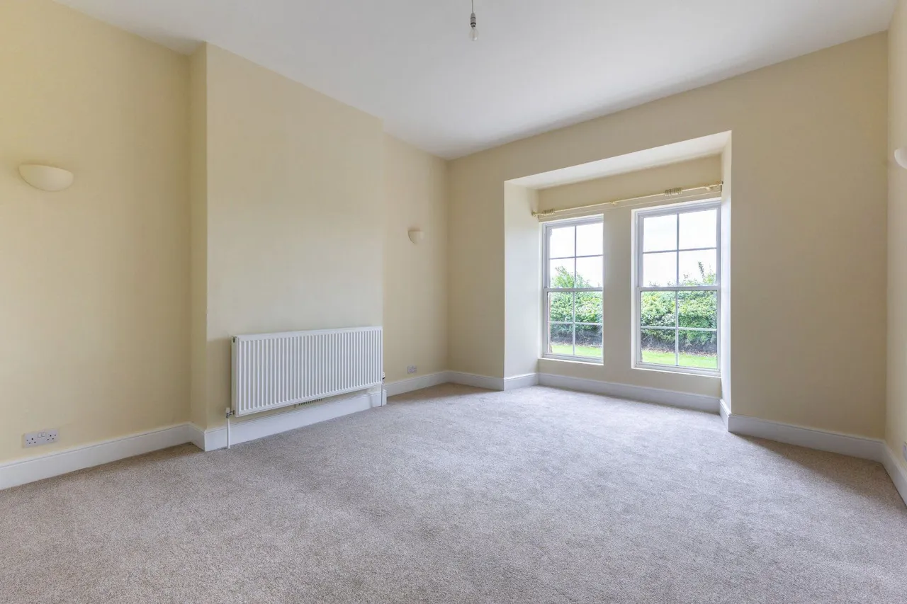 Weir Lane, Botolph Claydon, Buckingham, Buckinghamshire, MK18 2NF, photo 5