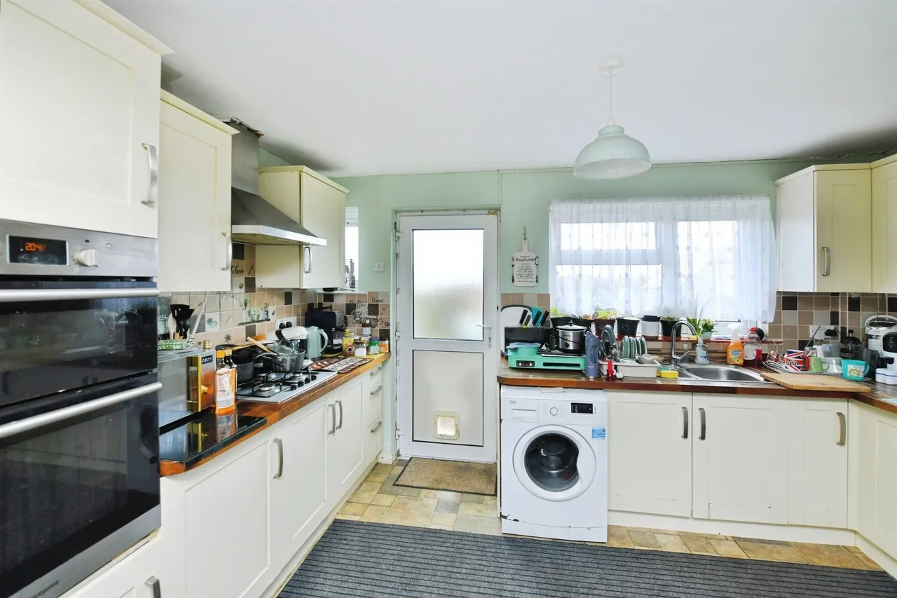 Gray Crescent, Plymouth, PL5, photo 4