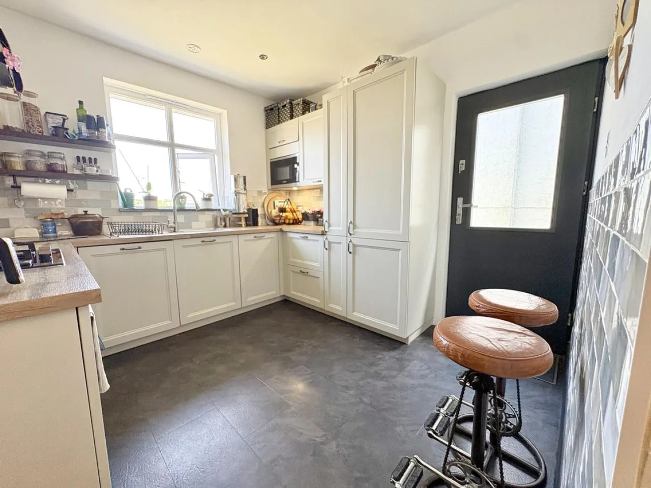Livingstone Road, BH12, photo 3