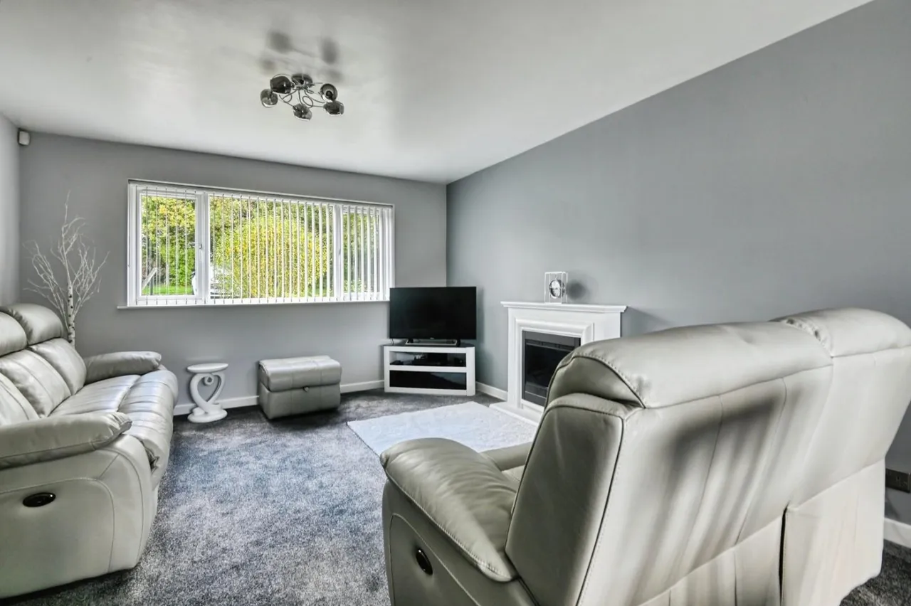 Perrycrofts Crescent, Tamworth, B79, photo 4