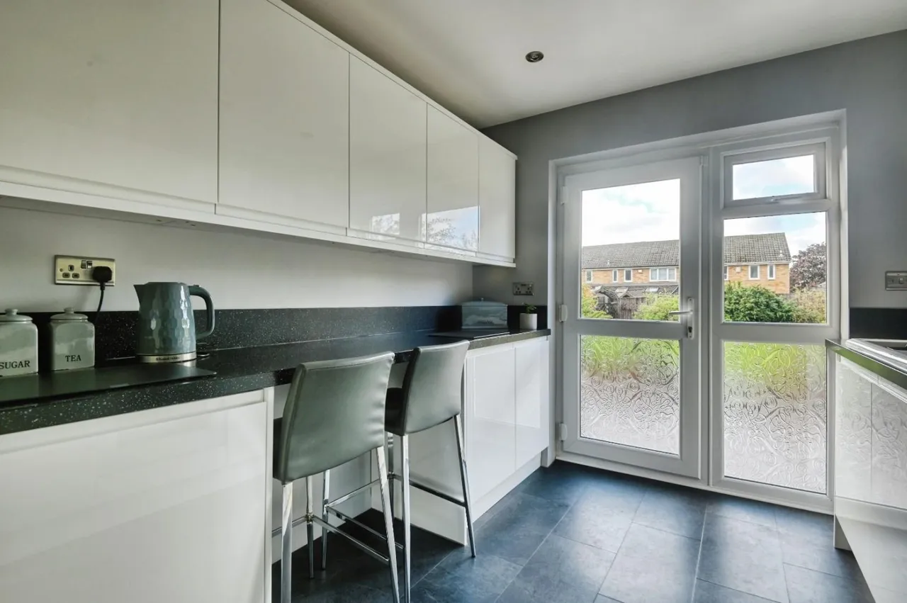 Perrycrofts Crescent, Tamworth, B79, photo 8