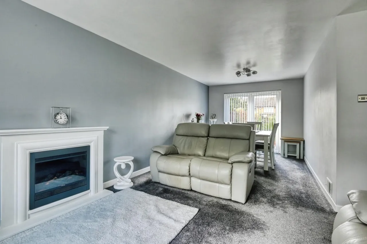 Perrycrofts Crescent, Tamworth, B79, photo 2