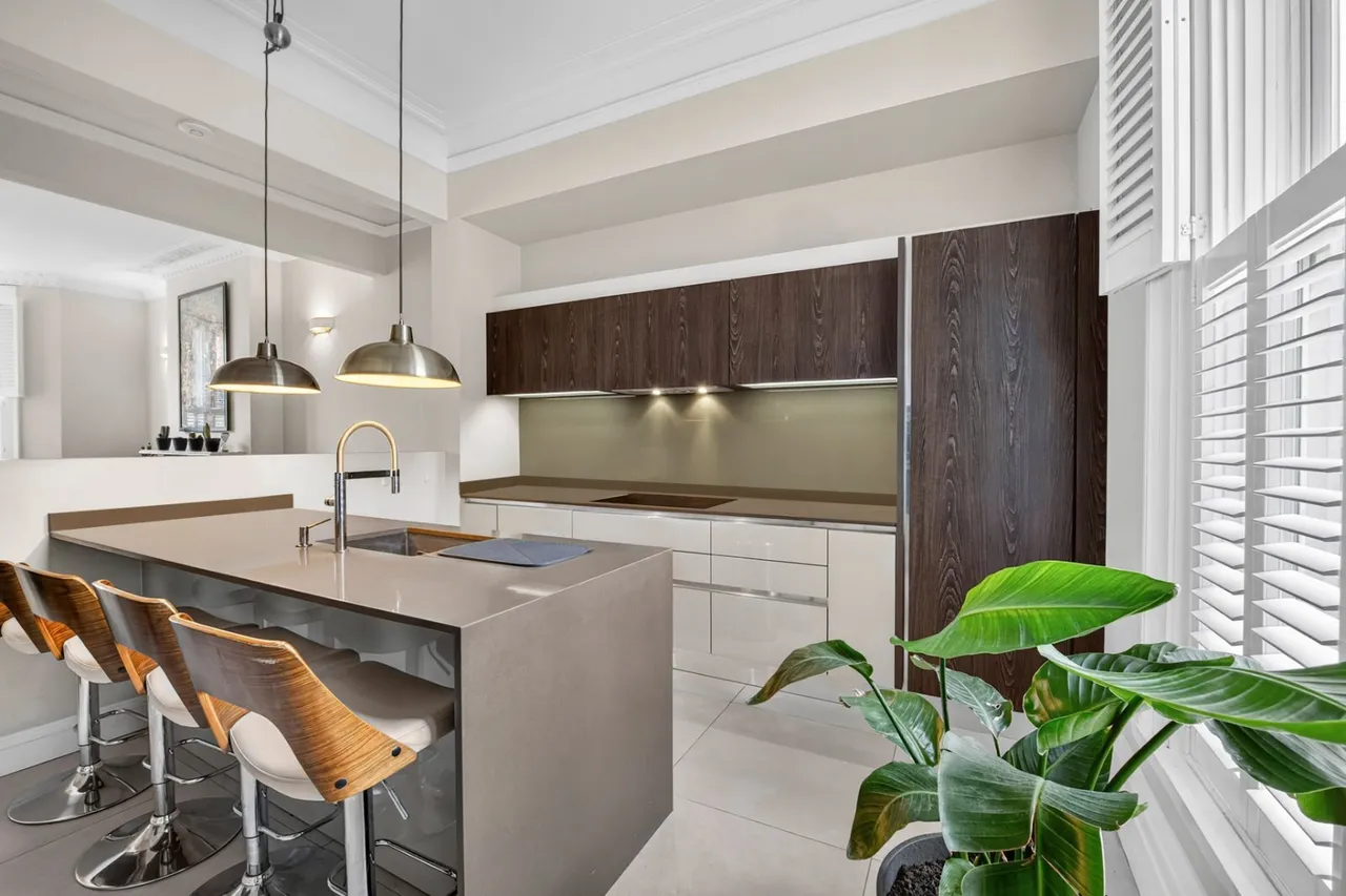 Montague Road, Richmond, TW10, photo 2