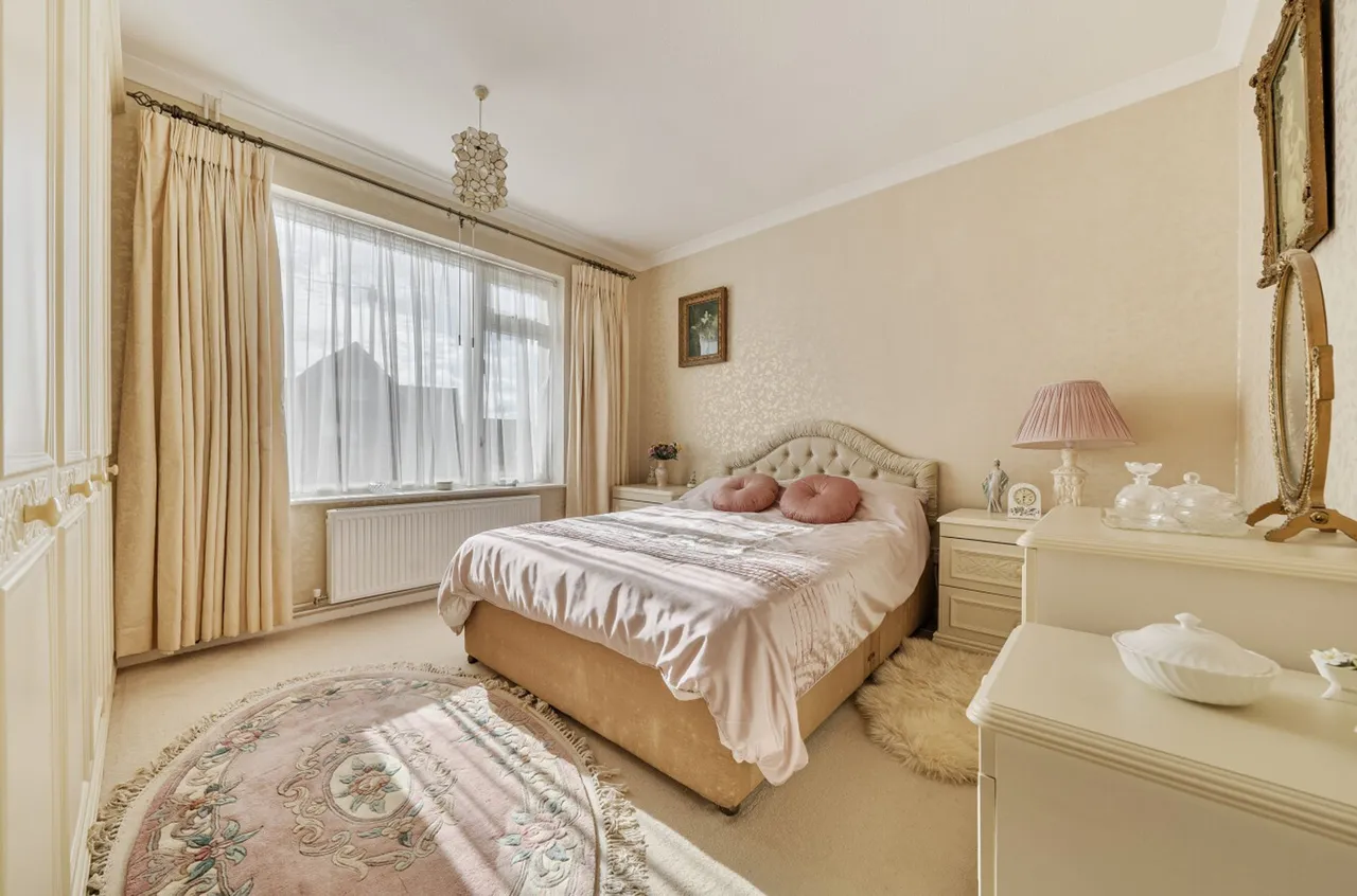 Burlington Gardens, Selsey, PO20, photo 14
