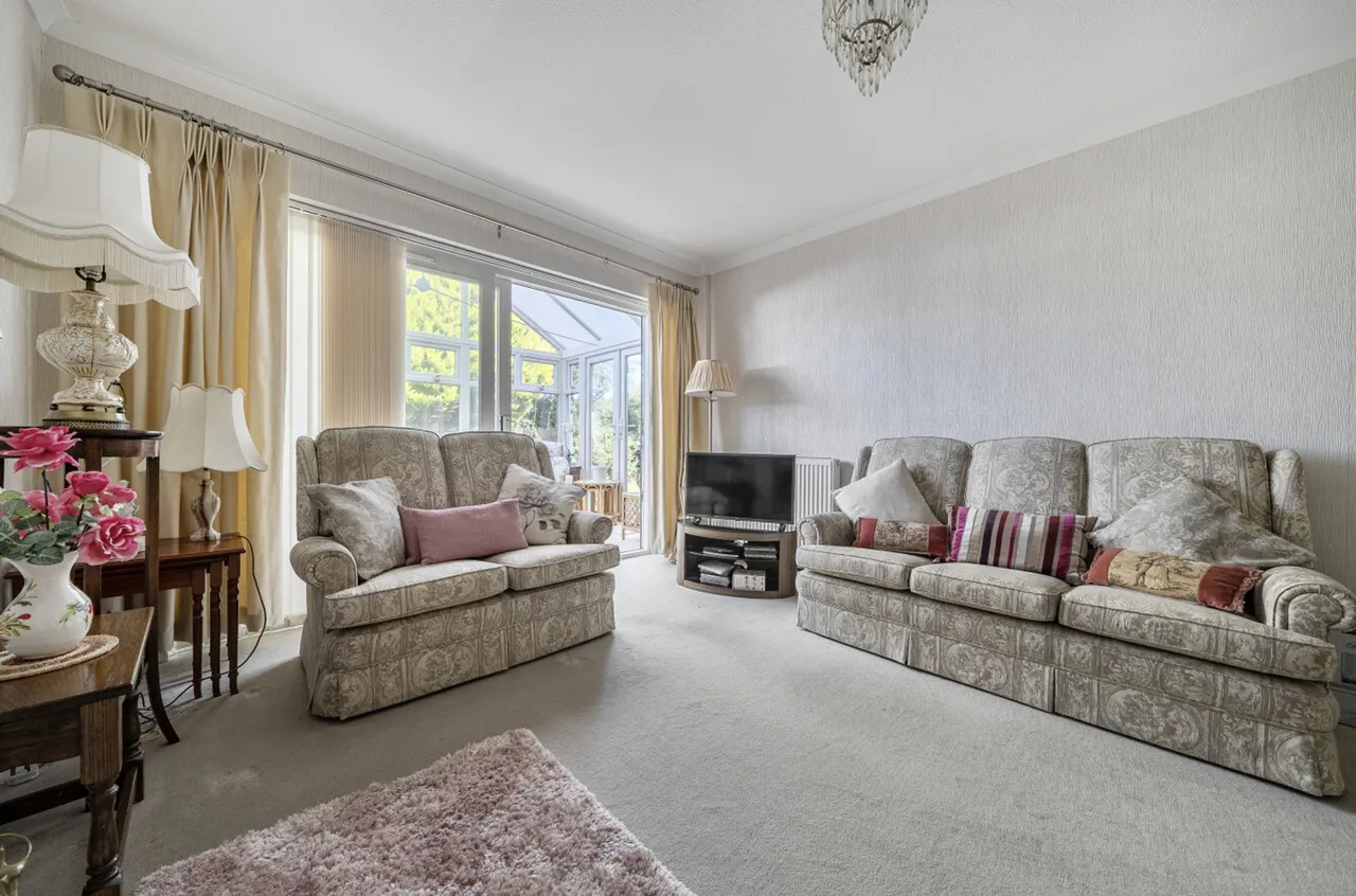 Burlington Gardens, Selsey, PO20, photo 6