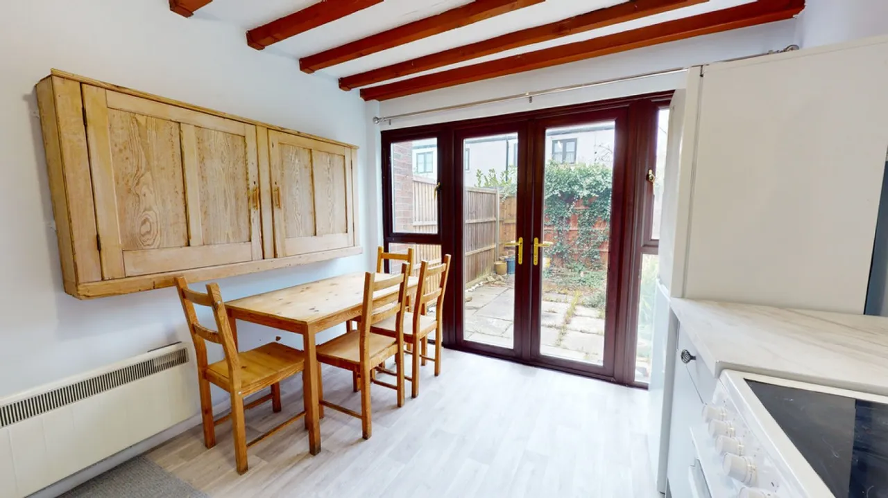 Fairview Close, Cheltenham, photo 5