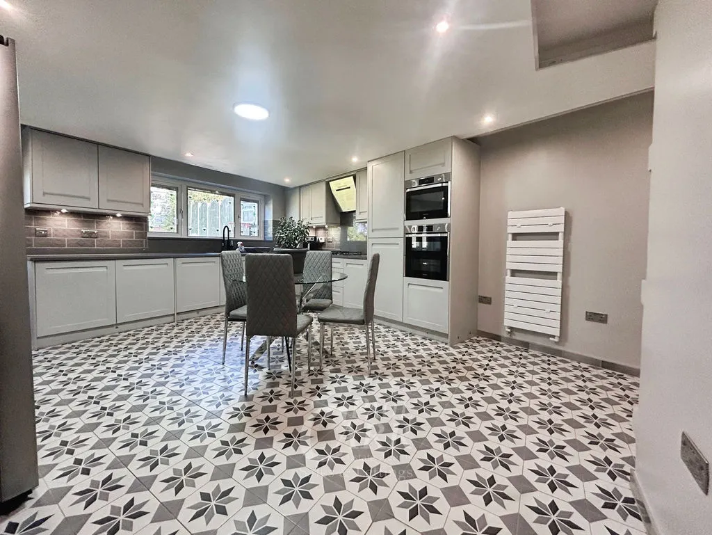 Montana Avenue, Great Barr, B42, photo 12