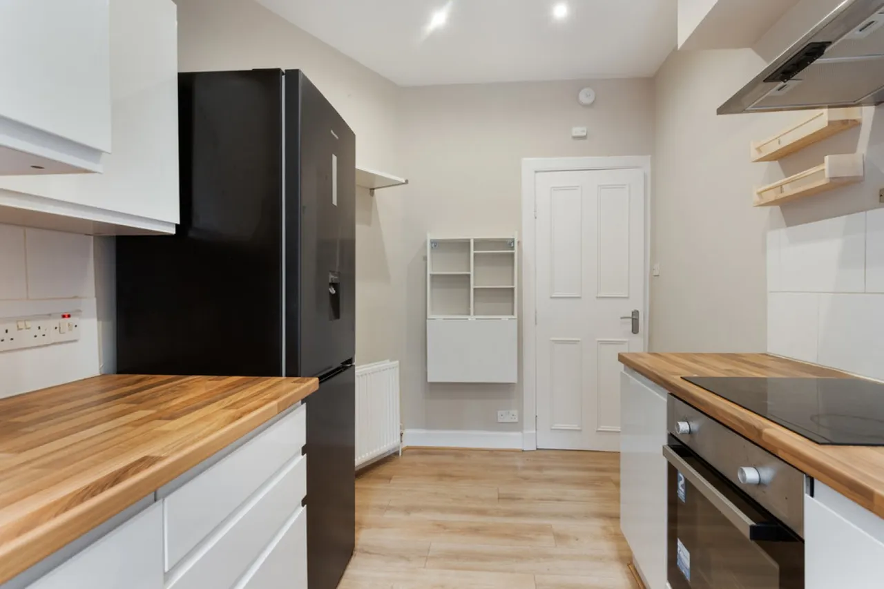 Shawlands-Eastwood Avenue, photo 9