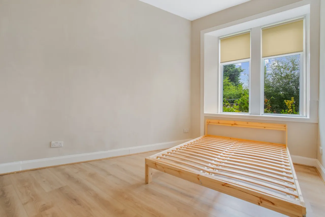 Shawlands-Eastwood Avenue, photo 11