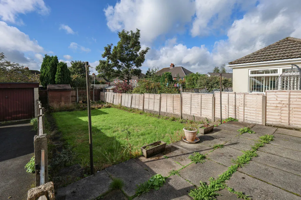 Higher Cleggswood Avenue, Littleborough, OL15, photo 13